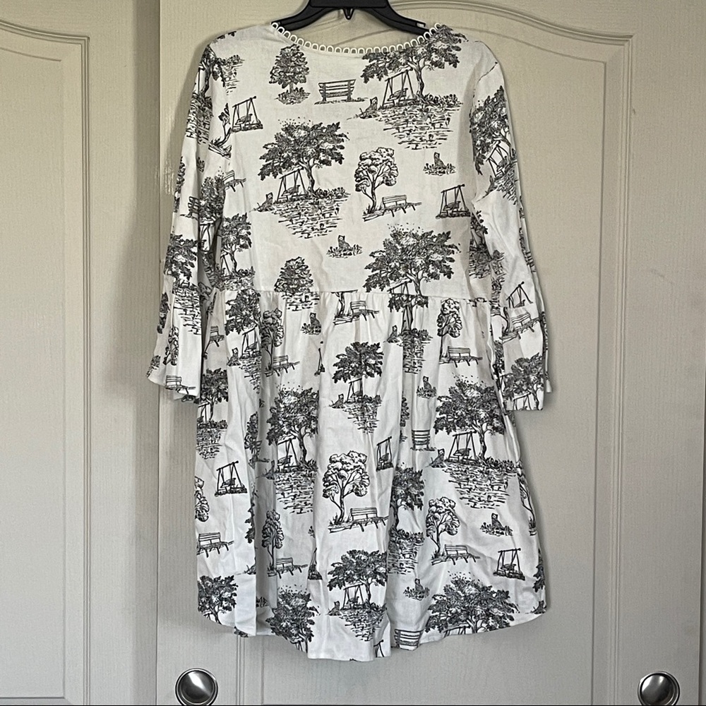 Shabby Chic Mini Dress - Picture 2 of 4